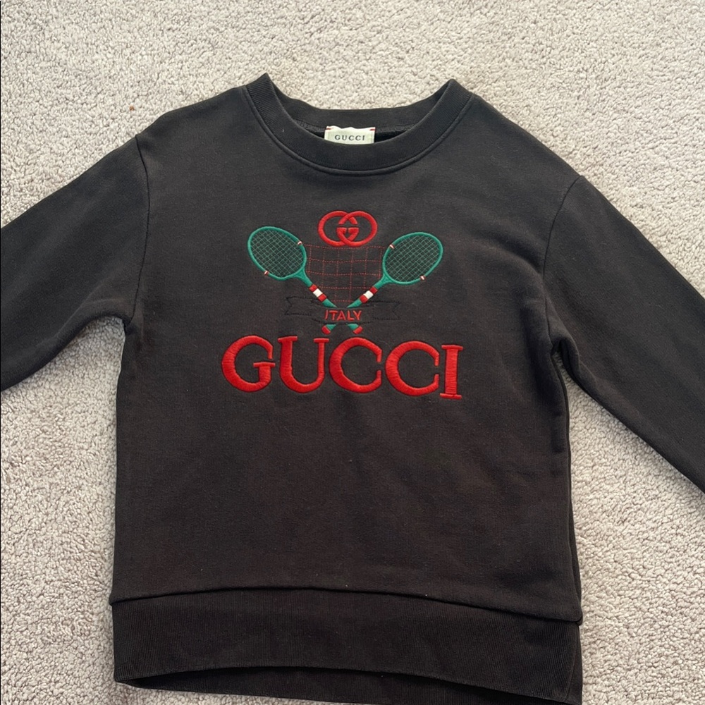 Gucci Kids Black Sweatshirt with Tennis Motif in size 6